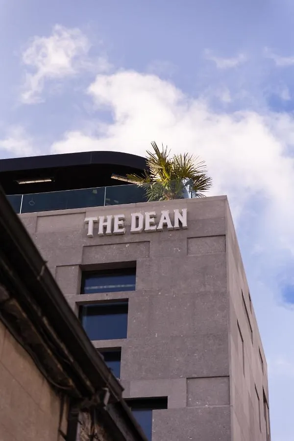 ホテル The Dean ゴールウェイ